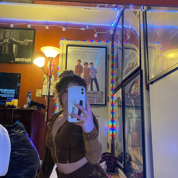 Brown Zip Front Crop Velvet Jacket and pants - Picture 4 of 5